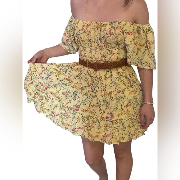 **🌼 NEW 5th & Love Yellow Floral Boho Baby Doll Mini Dress w/ Belt 🌼** - Picture 5 of 11